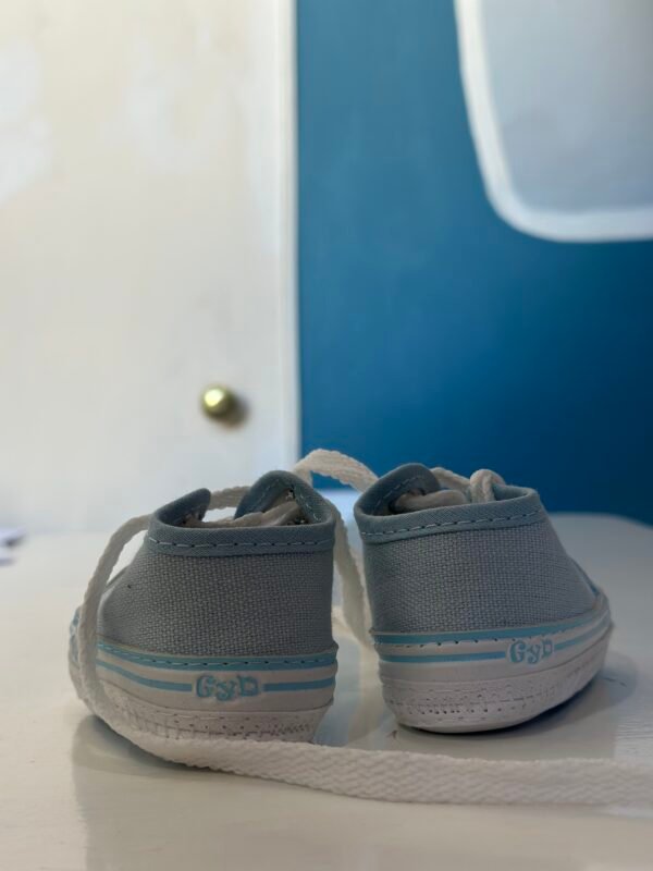 ZAPATILLAS NO CAMINANTES