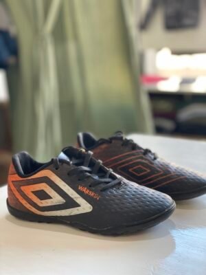 BOTINES