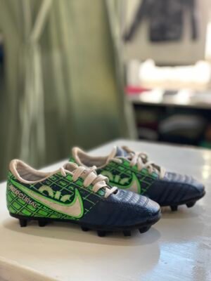 BOTINES